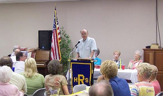 John Pruett speaking at the Rison-Dallas Reunion, August 4, 2007