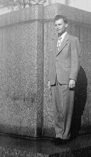 Roscoe Duncan in Birmingham, Alabama at a 1949 Teacher's Conference